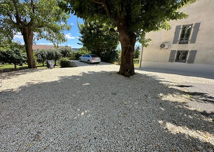 Holiday home Le Clos De L'olivier *